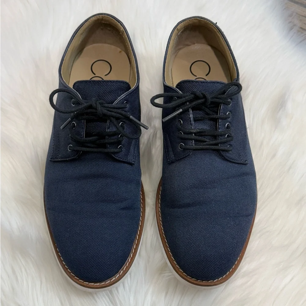Calvin Klein Men's Aggussie Lace Up Casual Oxford in Navy Size 8